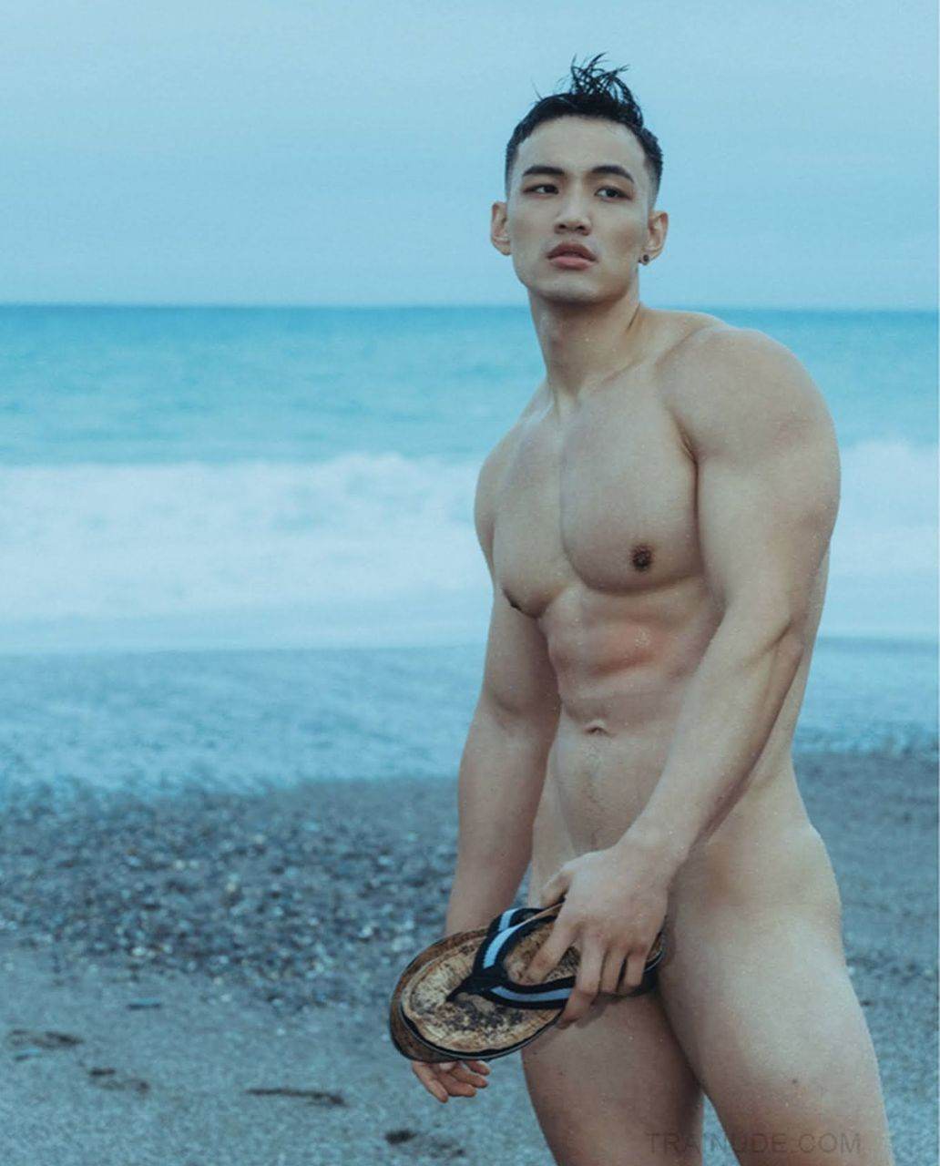 หนุ่มหล่อขึ้นปก 1028.5