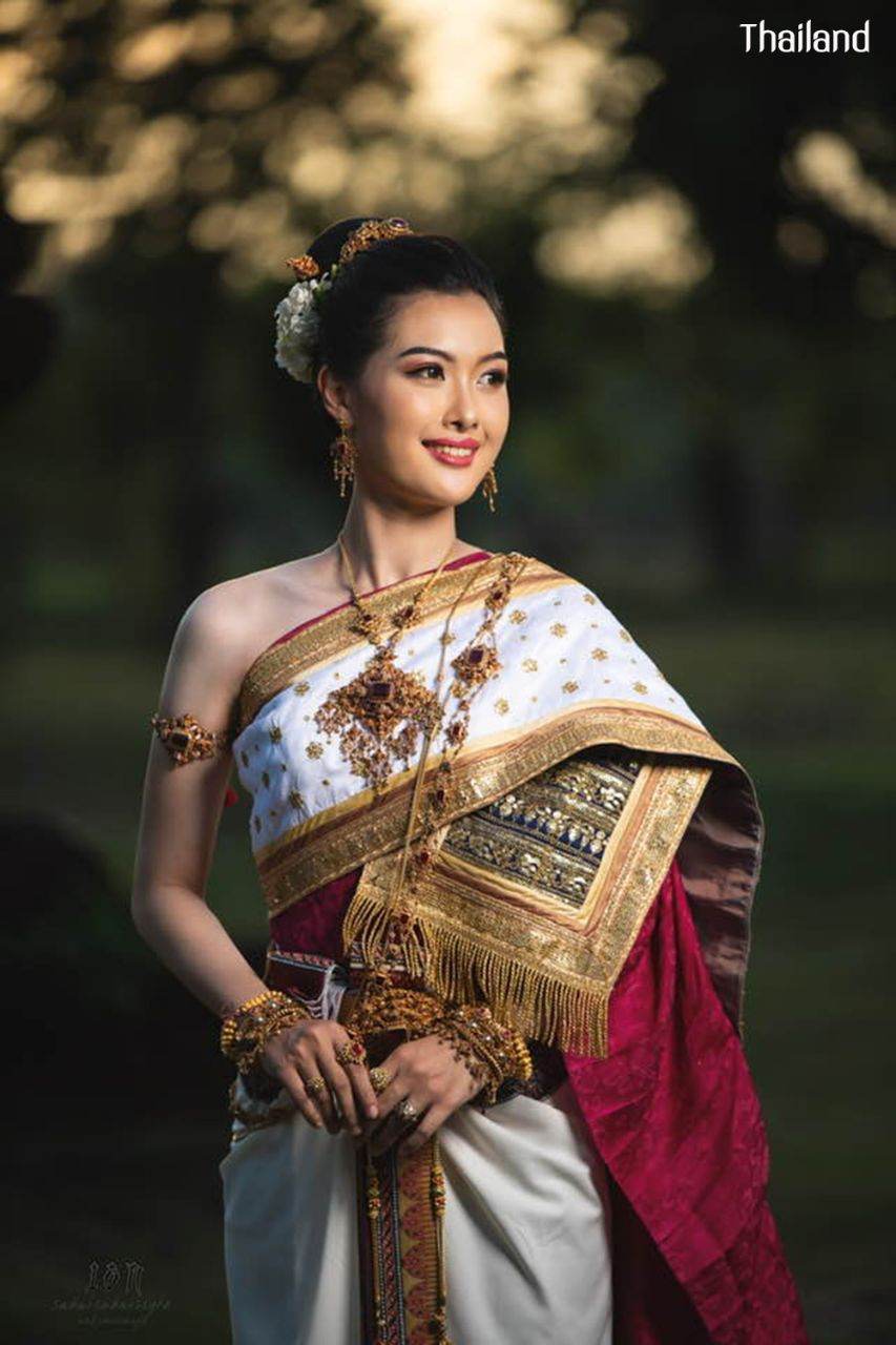 Thai wedding dress: The national costume of Thailand | THAILAND 🇹🇭