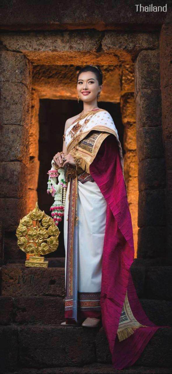 Thai wedding dress: The national costume of Thailand | THAILAND 🇹🇭