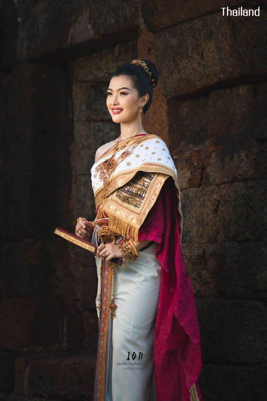 Thai wedding dress: The national costume of Thailand | THAILAND 🇹🇭
