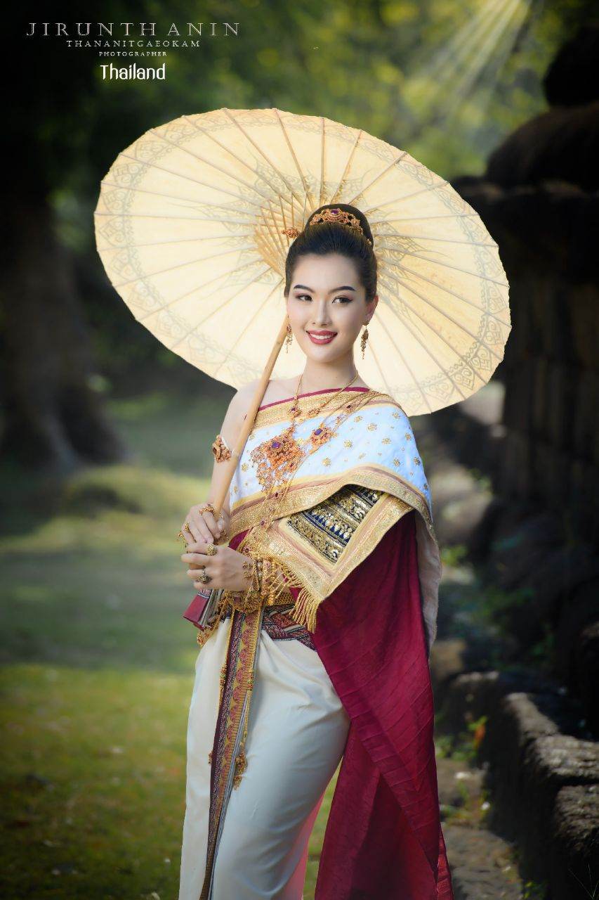 Thai wedding dress: The national costume of Thailand | THAILAND 🇹🇭