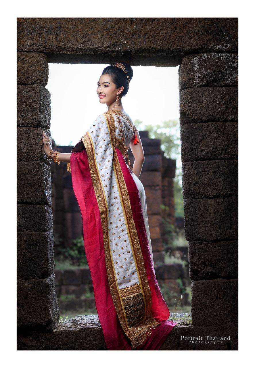 Thai wedding dress: The national costume of Thailand | THAILAND 🇹🇭