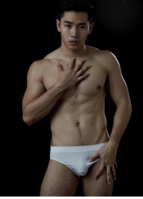 เปลือย:อิคคิว ณัฐวัตร