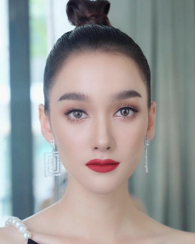 เดียร์น่า ฟลีโป เรื่อง เลือดรักทระนง