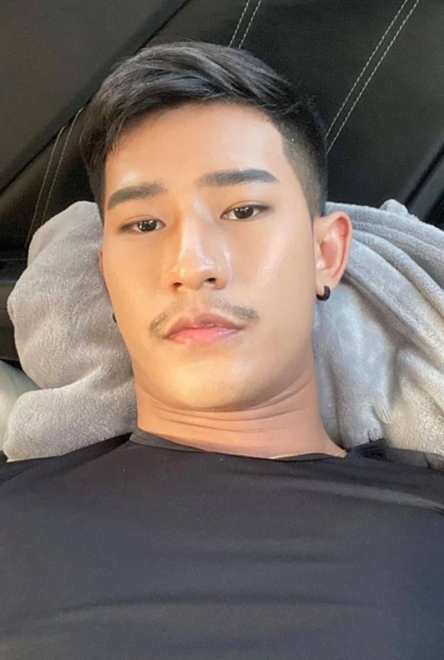 แซ่บแพร็บๆ: เบส กาก้า