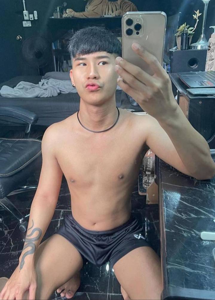 แซ่บแพร็บๆ: เบส กาก้า