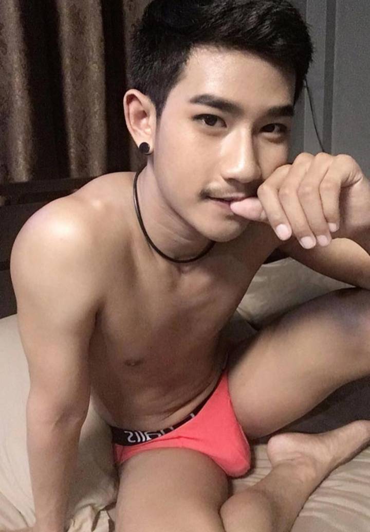 แซ่บแพร็บๆ: เบส กาก้า