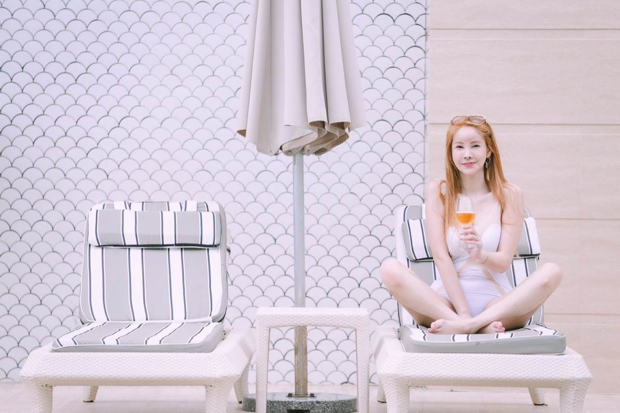 สาวสวยน่ารักสดใส สาวสองอวดหุ่นสวยผิวขาว จนสาวแท้ต้องยอมแพ้