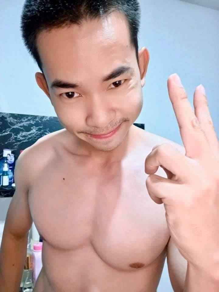 ถอดโชว์เรือนร่าง 2730