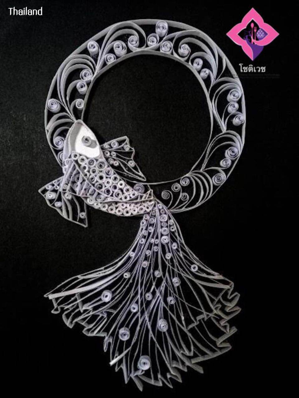 The Paper Art of Thai Garland "พวงมาลัยไทย" | THAILAND 🇹🇭