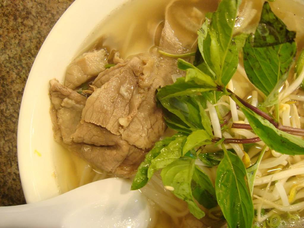  เฝอ (Pho)
