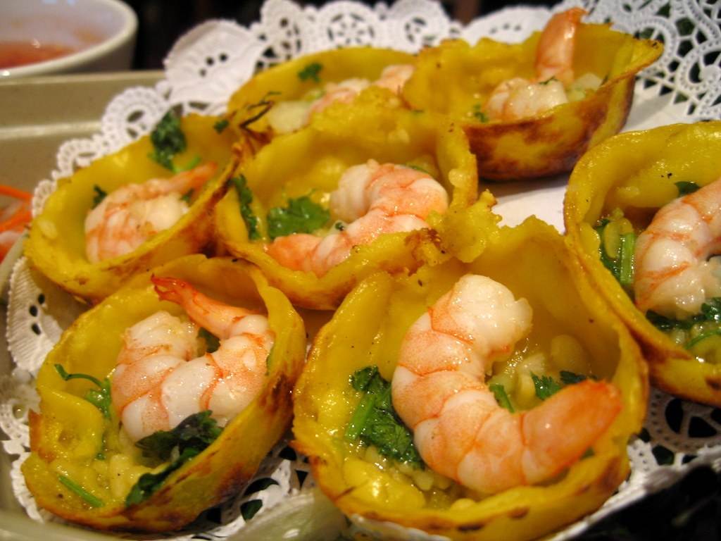 บั๊ญข็อก (Banh khot)