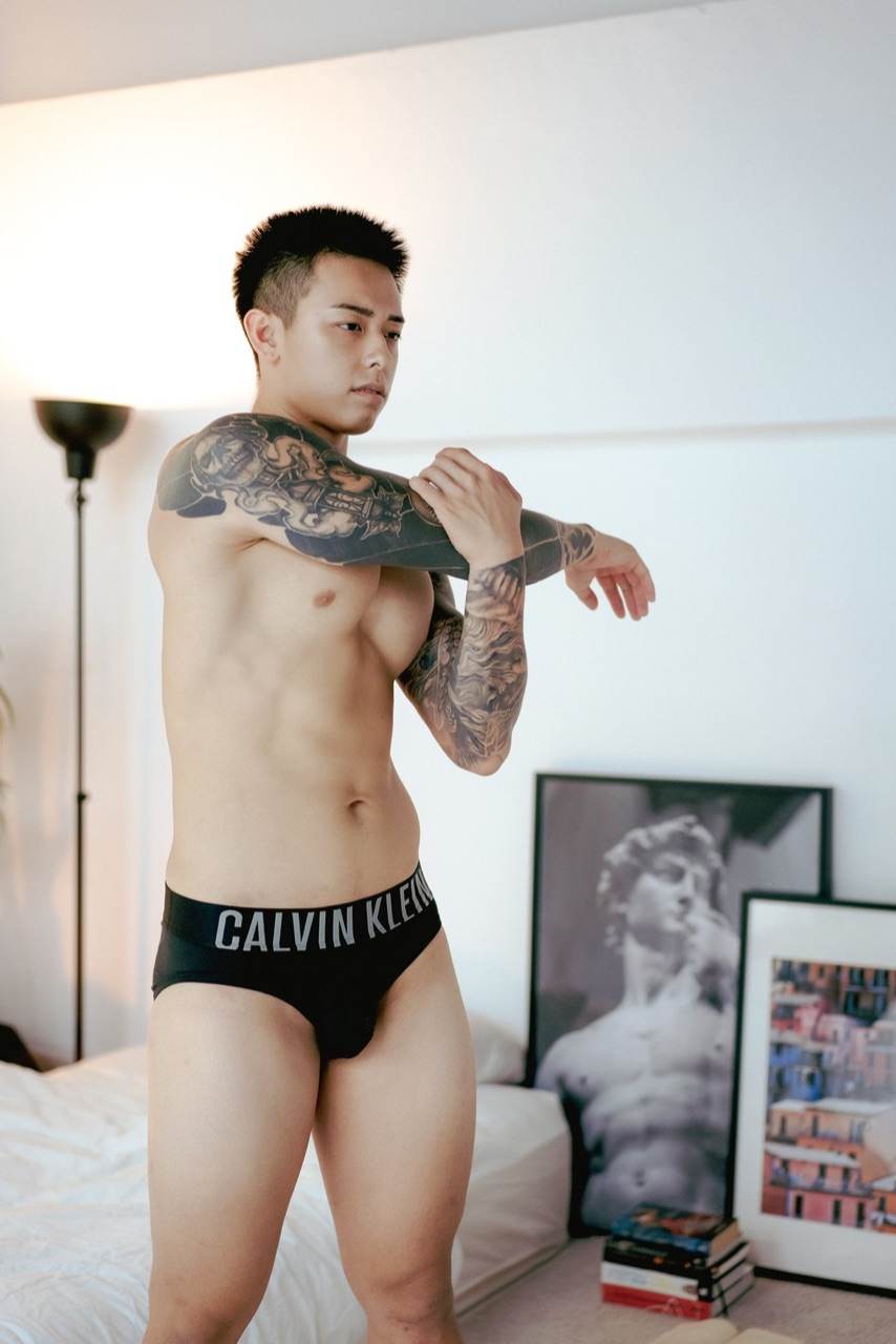 LINE OpenChat : Underwear For Men