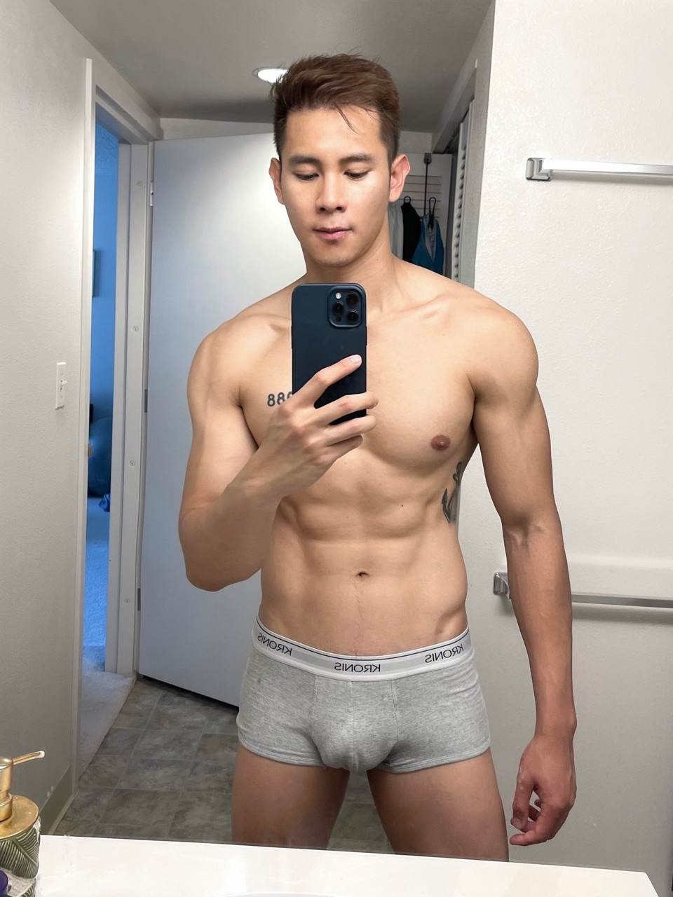 LINE OpenChat : Underwear For Men
