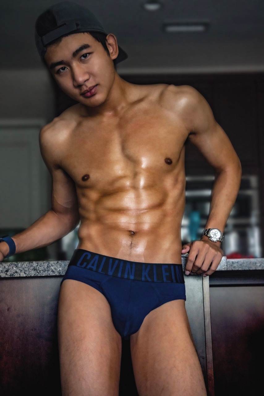 LINE OpenChat : Underwear For Men