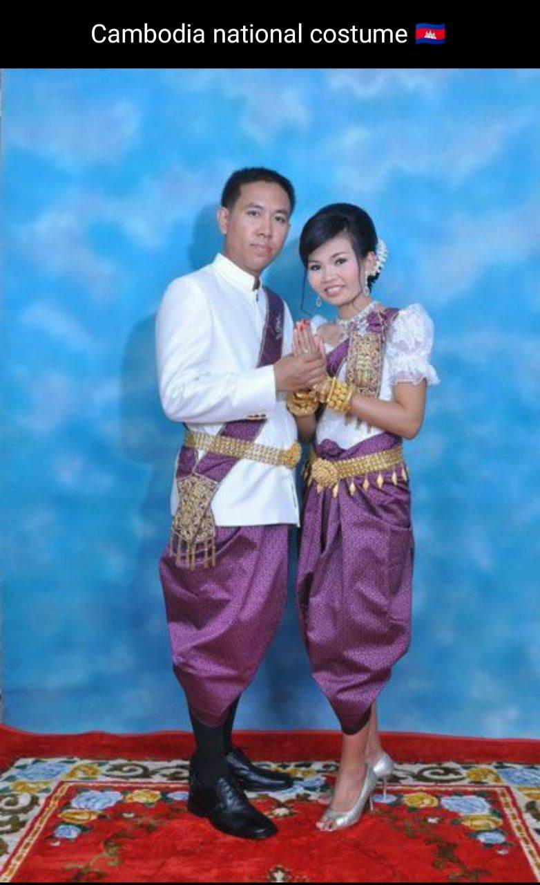 Cambodia national costume:ð°ðāļāļļāļāļāļĢāļ°āļāļģāļāļēāļāļīāļāļąāļĄāļāļđāļāļē:Sampot: cambodia wedding dress:Traditional cambodian dress
