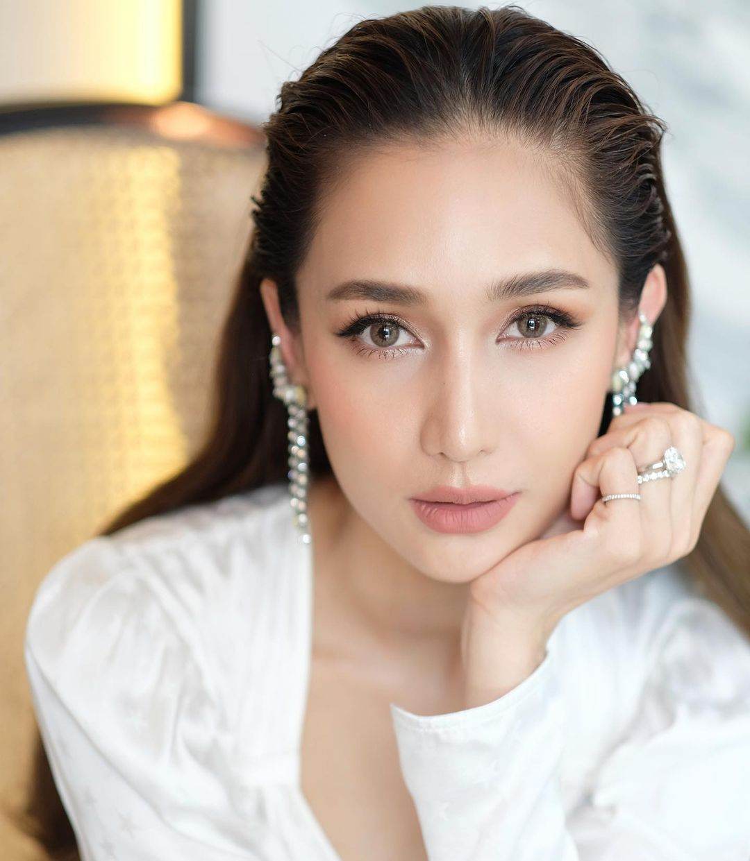 เนย โชติกา เรื่อง ชุมทางเสือเผ่น