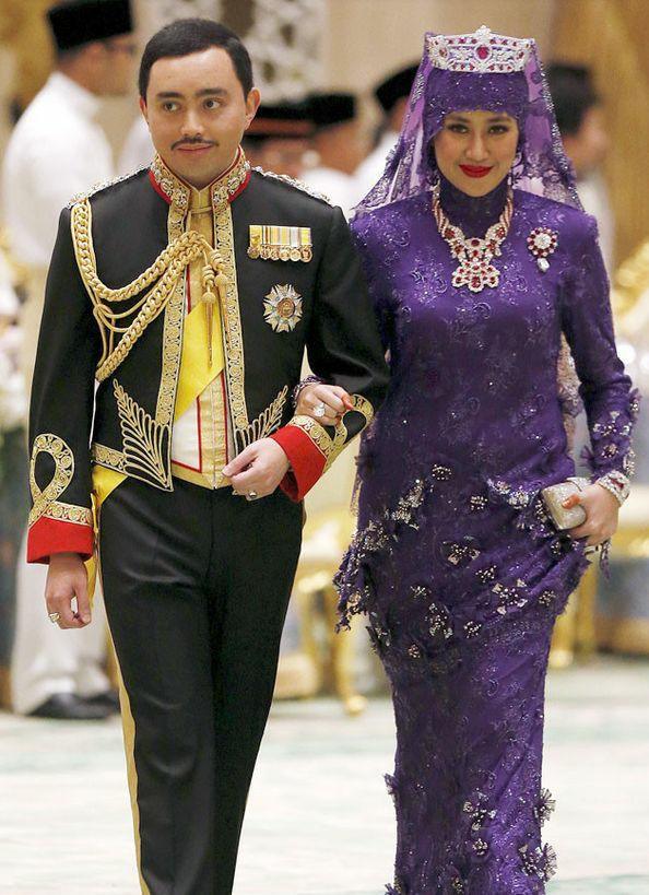 เลาะรั้งวังบรูไน:🇧🇳สีสันอาเซียน:อภิมหาพิธีอภิเษกสมรสของเหล่าสมาชิกพระราชวงศ์🙏🙏