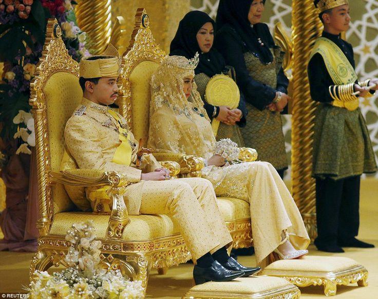 เลาะรั้งวังบรูไน:🇧🇳สีสันอาเซียน:อภิมหาพิธีอภิเษกสมรสของเหล่าสมาชิกพระราชวงศ์🙏🙏