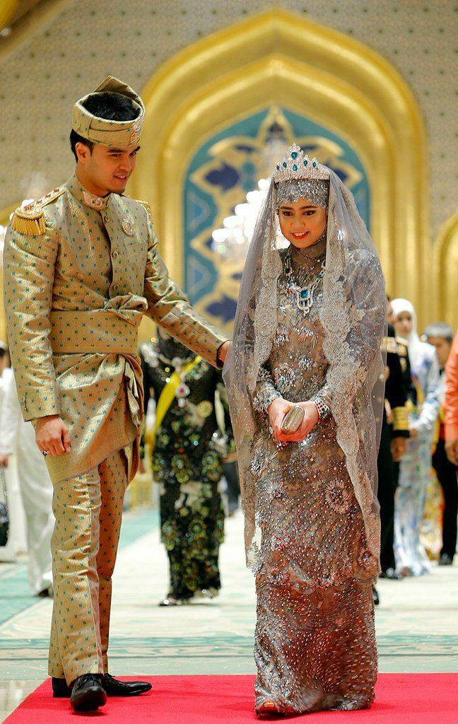 เลาะรั้งวังบรูไน:🇧🇳สีสันอาเซียน:อภิมหาพิธีอภิเษกสมรสของเหล่าสมาชิกพระราชวงศ์🙏🙏