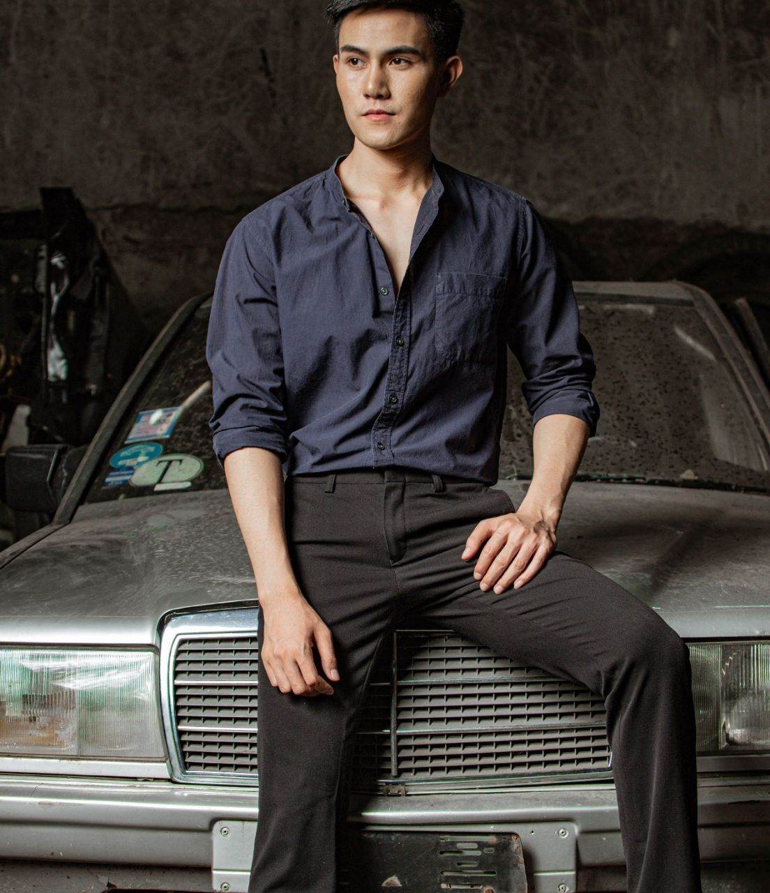 หนุ่มหล่อขึ้นปก 1034.1