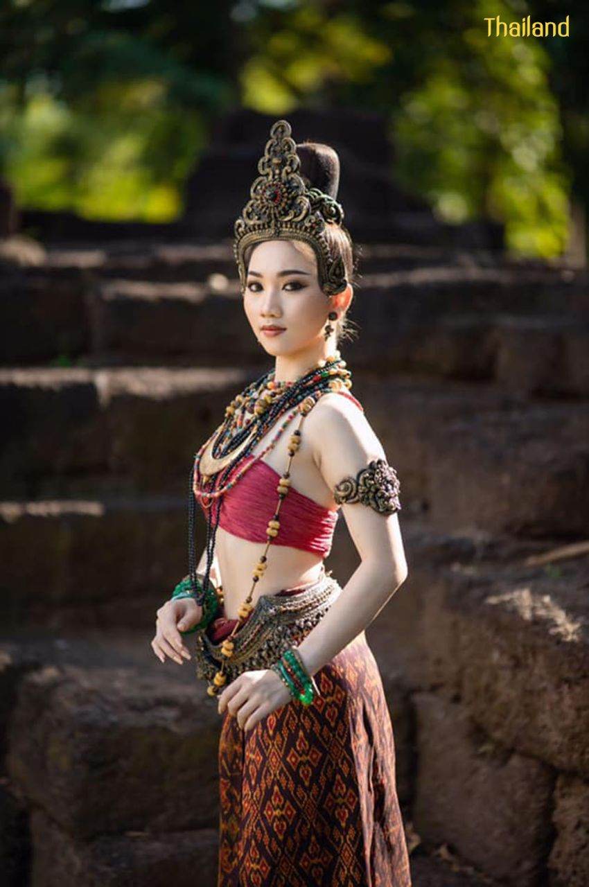 ทวารวดี -The Ancient Outfit of Dvaravati Era | THAILAND 🇹🇭