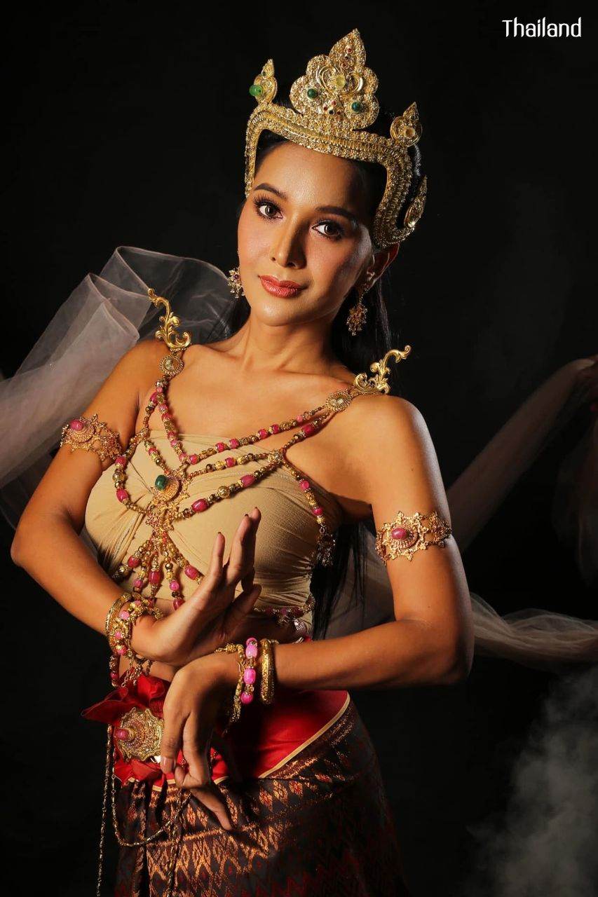 ทวารวดี -The Ancient Outfit of Dvaravati Era | THAILAND 🇹🇭
