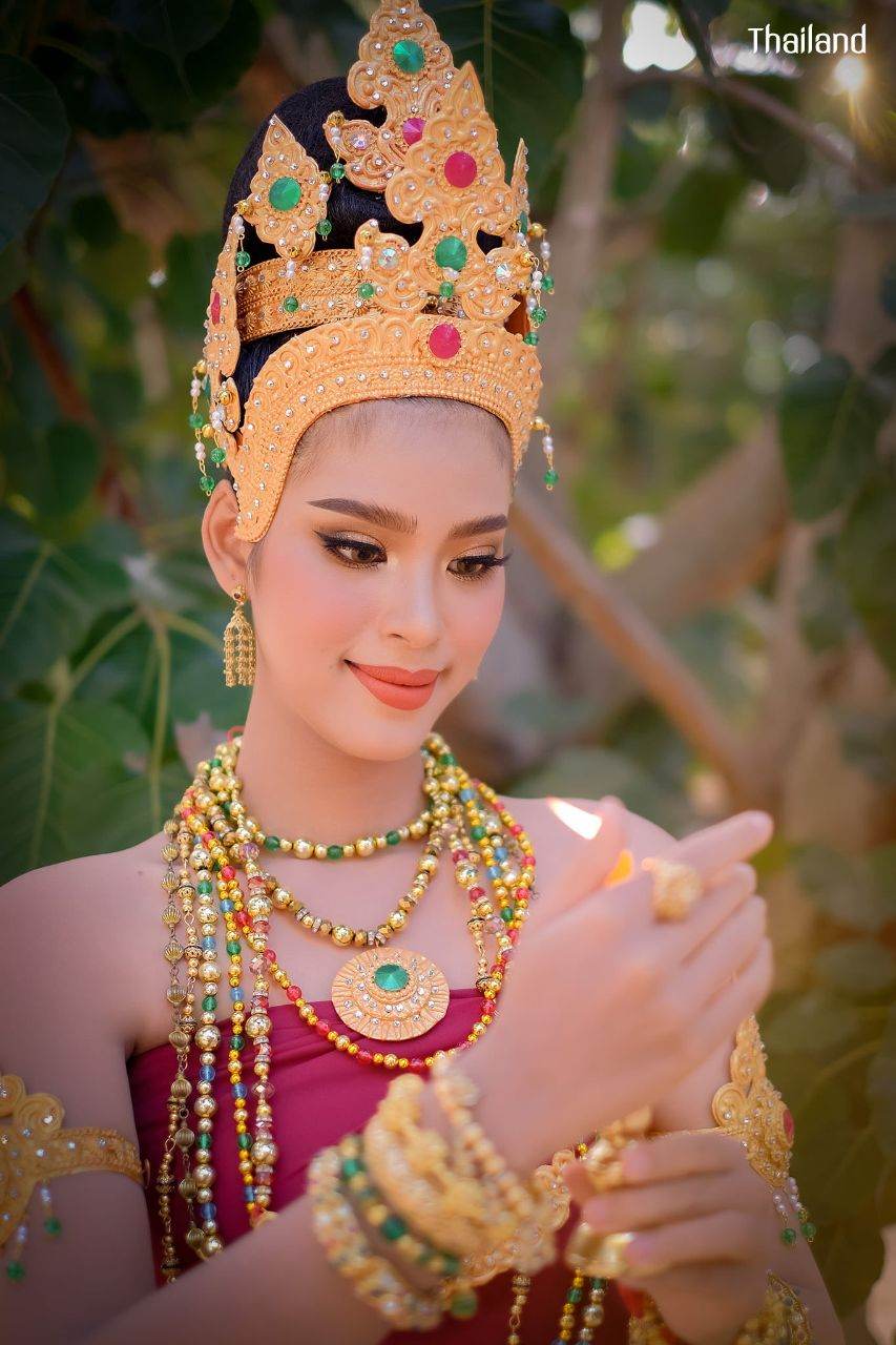 ทวารวดี -The Ancient Outfit of Dvaravati Era | THAILAND 🇹🇭