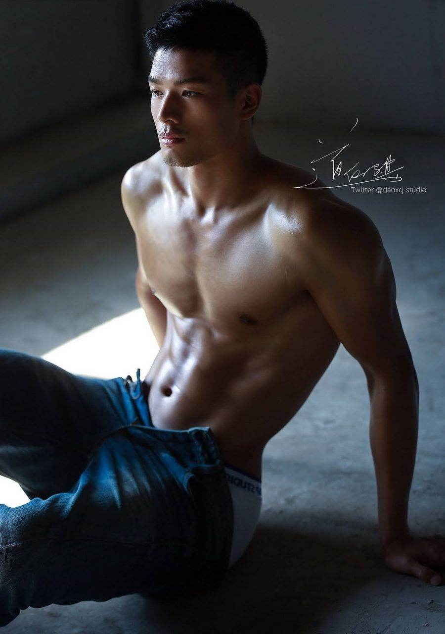 หนุ่มหล่อขึ้นปก 1029.3