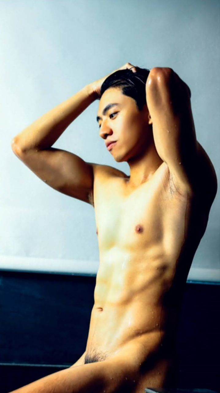 หนุ่มหล่อขึ้นปก 1033.2