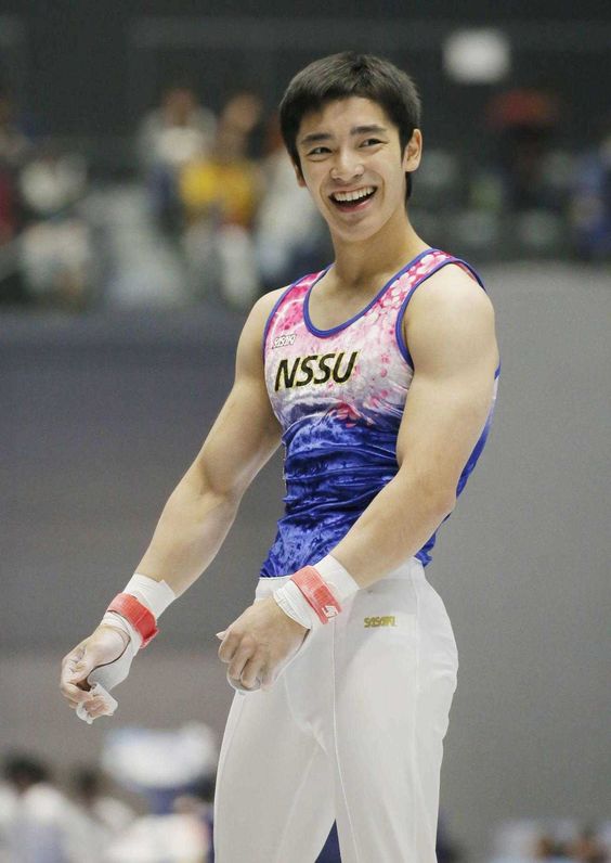 ผู้ชายรัดรูป (4)