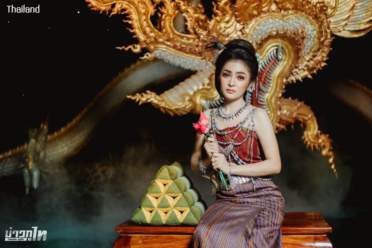 I-san Traditional Dress, Northeastern | THAILAND 🇹🇭