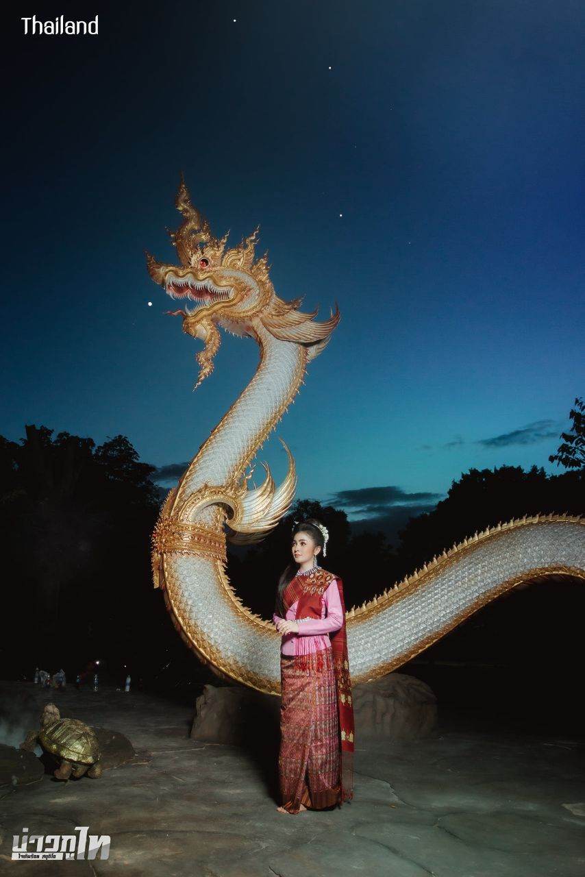I-san Traditional Dress, Northeastern | THAILAND 🇹🇭