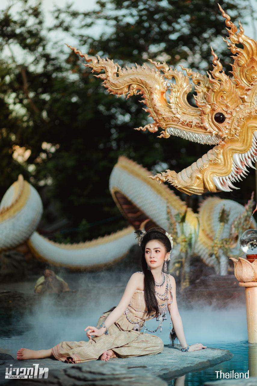 I-san Traditional Dress, Northeastern | THAILAND 🇹🇭