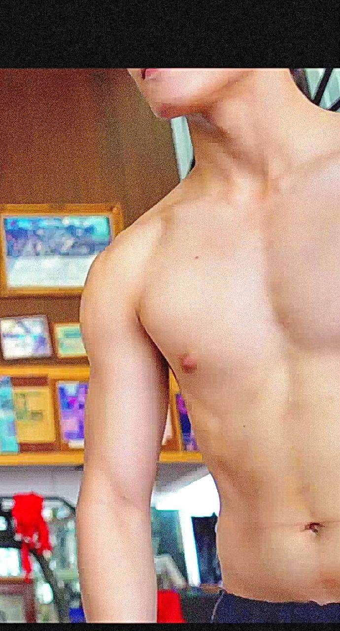 หนุ่มตี๋ จูเนียร์ กรณัฎฐ์