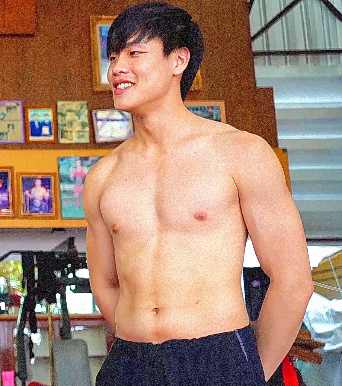 หนุ่มตี๋ จูเนียร์ กรณัฎฐ์
