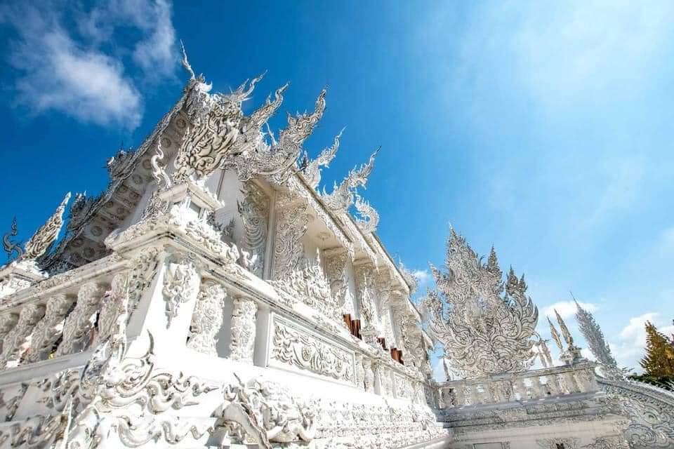 THAILAND 🇹🇭:Wat Rong Khun: The White Temple of Chiang Rai, Thailand
