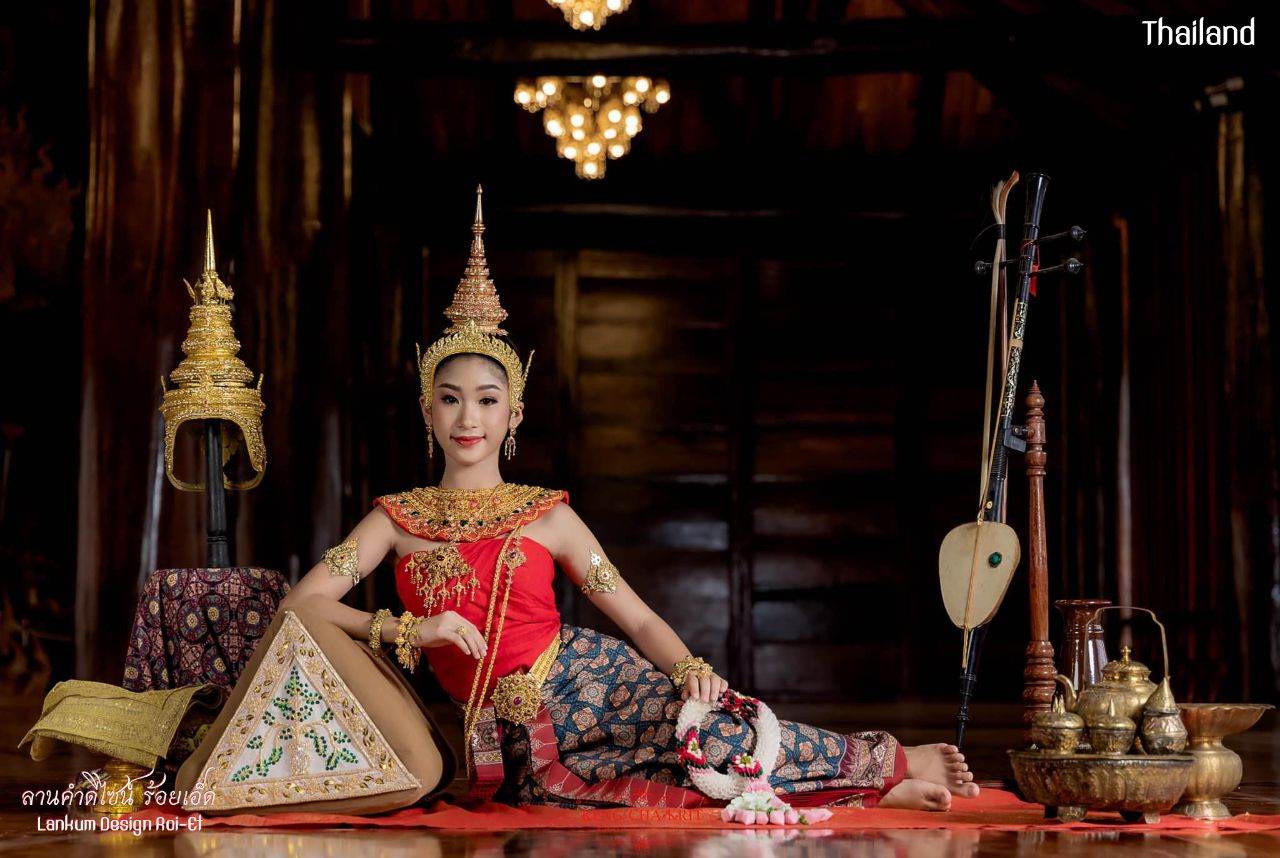 Thai royal dress in Ayutthaya kingdom | THAILAND 🇹🇭