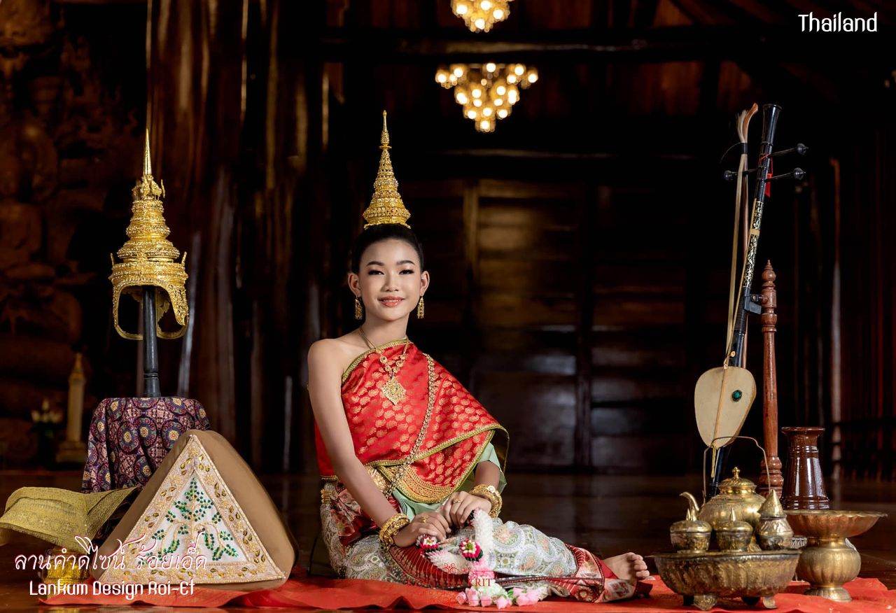 Thai royal dress in Ayutthaya kingdom | THAILAND 🇹🇭
