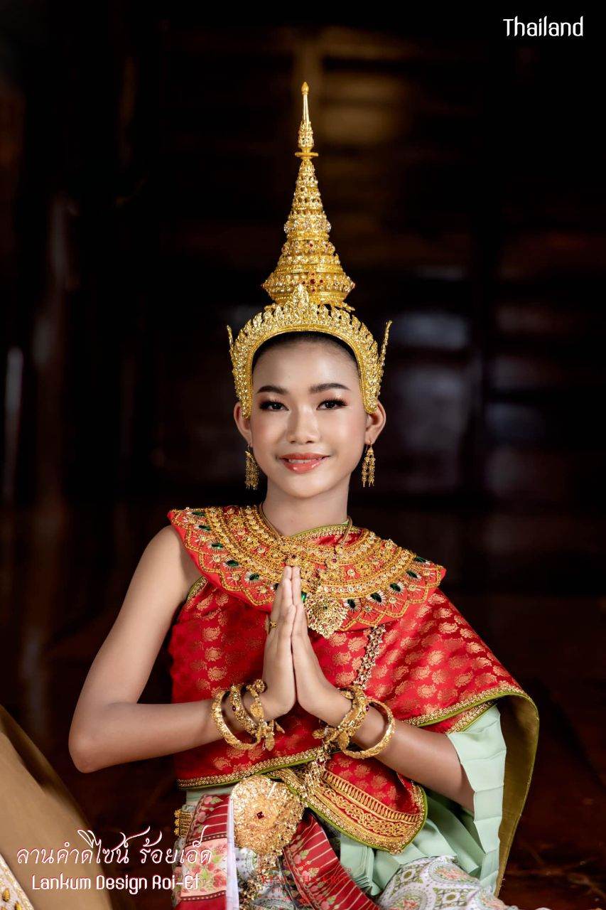 Thai royal dress in Ayutthaya kingdom | THAILAND 🇹🇭