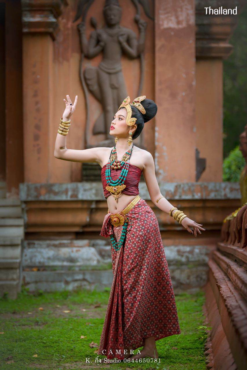 ทวารวดี ภาคอีสาน -The outfit of Dvaravati Era in Northeastern Thailand | THAILAND 🇹🇭