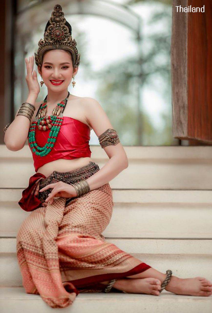 ทวารวดี ภาคอีสาน -The outfit of Dvaravati Era in Northeastern Thailand | THAILAND 🇹🇭