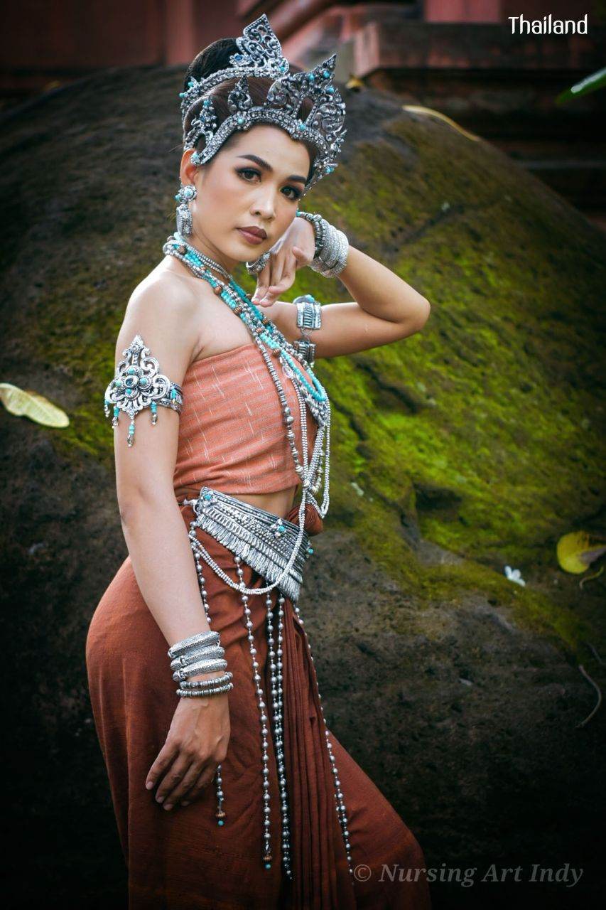 ทวารวดี ภาคอีสาน -The outfit of Dvaravati Era in Northeastern Thailand | THAILAND 🇹🇭