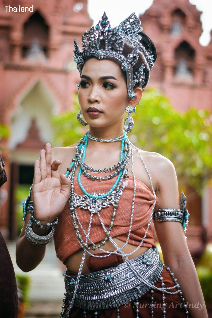 ทวารวดี ภาคอีสาน -The outfit of Dvaravati Era in Northeastern Thailand | THAILAND 🇹🇭