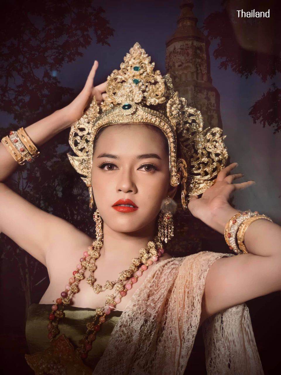 ทวารวดี ภาคอีสาน -The outfit of Dvaravati Era in Northeastern Thailand | THAILAND 🇹🇭