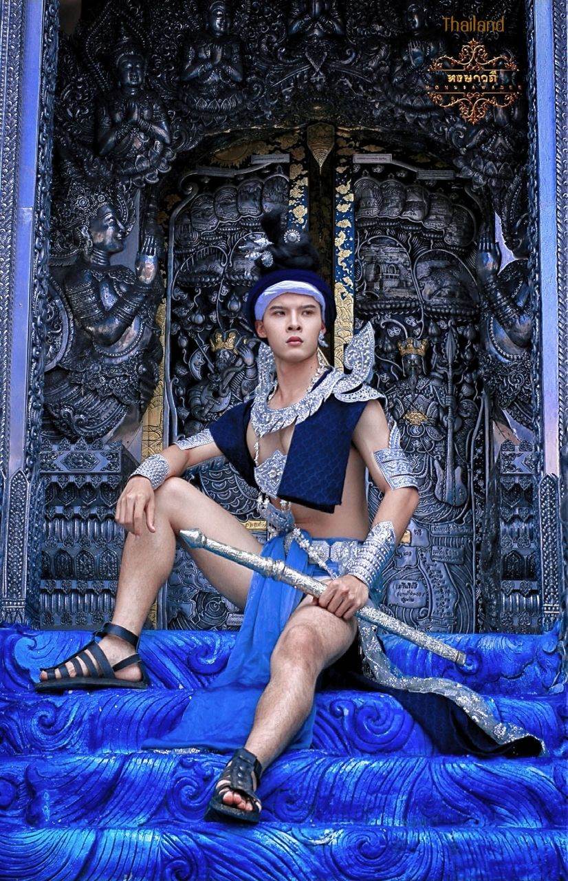 "Fon Jerng Dab" Lanna sword dance | THAILAND 🇹🇭
