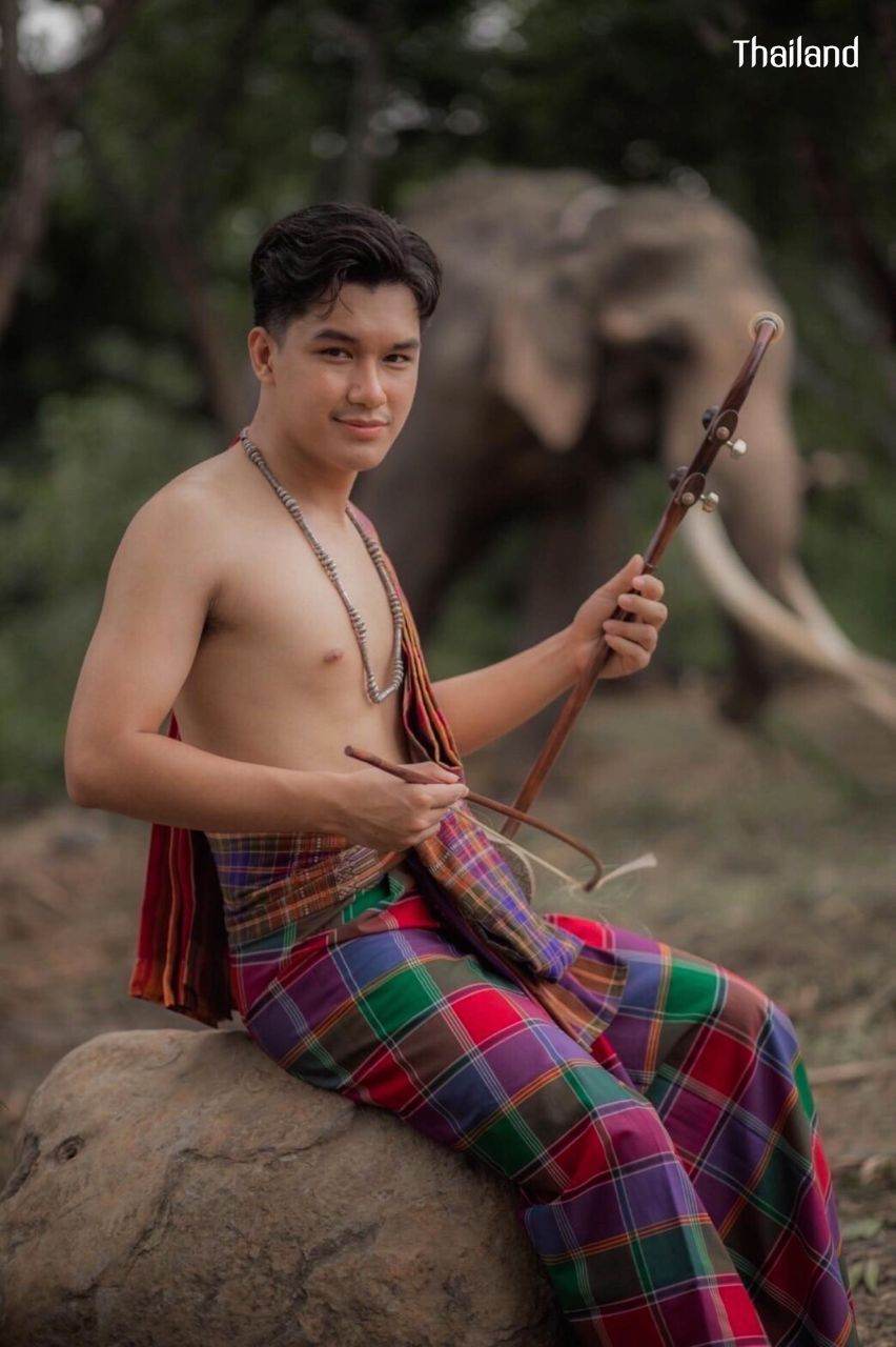 THAILAND 🇹🇭 | Isan traditional costume, บ่าวอีสาน