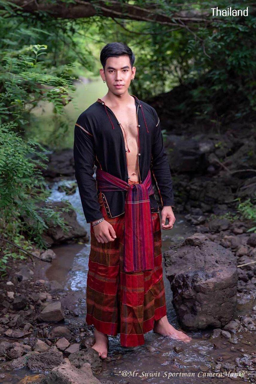 THAILAND 🇹🇭 | Isan traditional costume, บ่าวอีสาน
