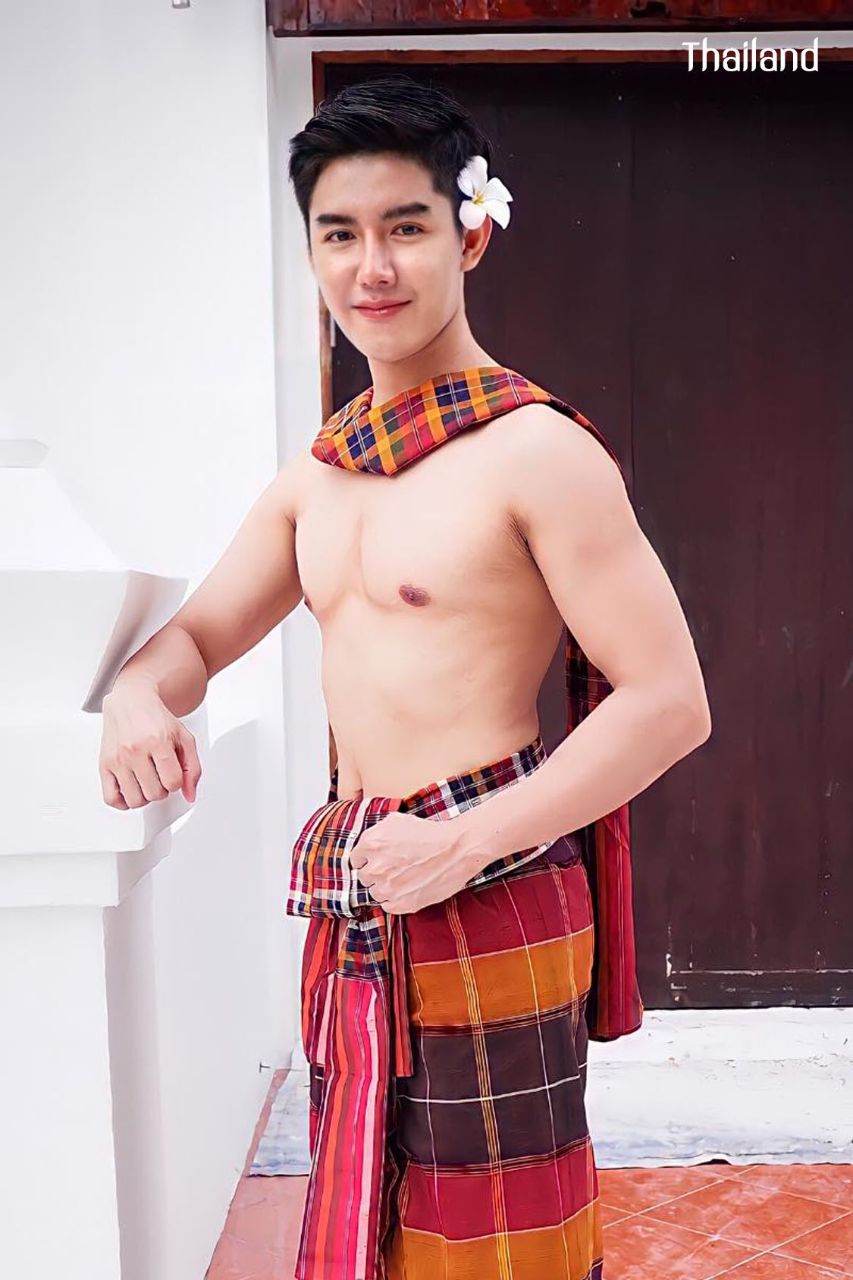 THAILAND 🇹🇭 | Isan traditional costume, บ่าวอีสาน