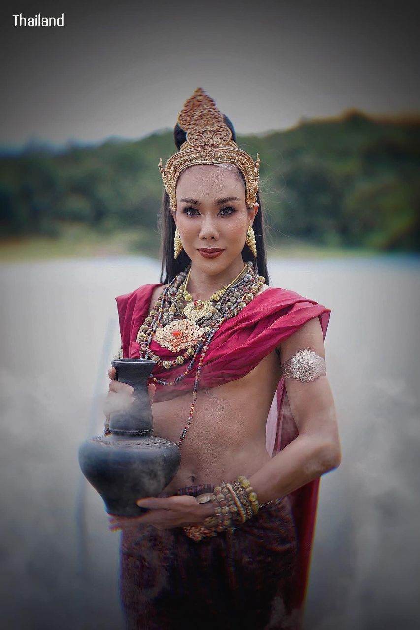 Dvaravati Era: สมัยทวารวดี อารยธรรมโบราณ | THAILAND 🇹🇭